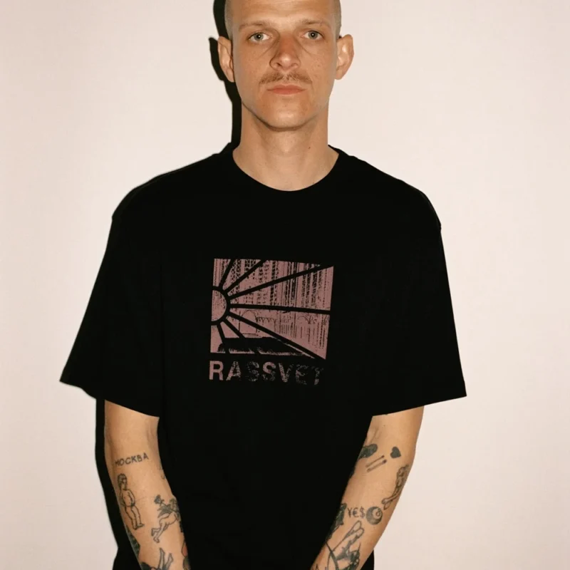 Rassvet Ray Logo T-Shirt - Black - Image 4